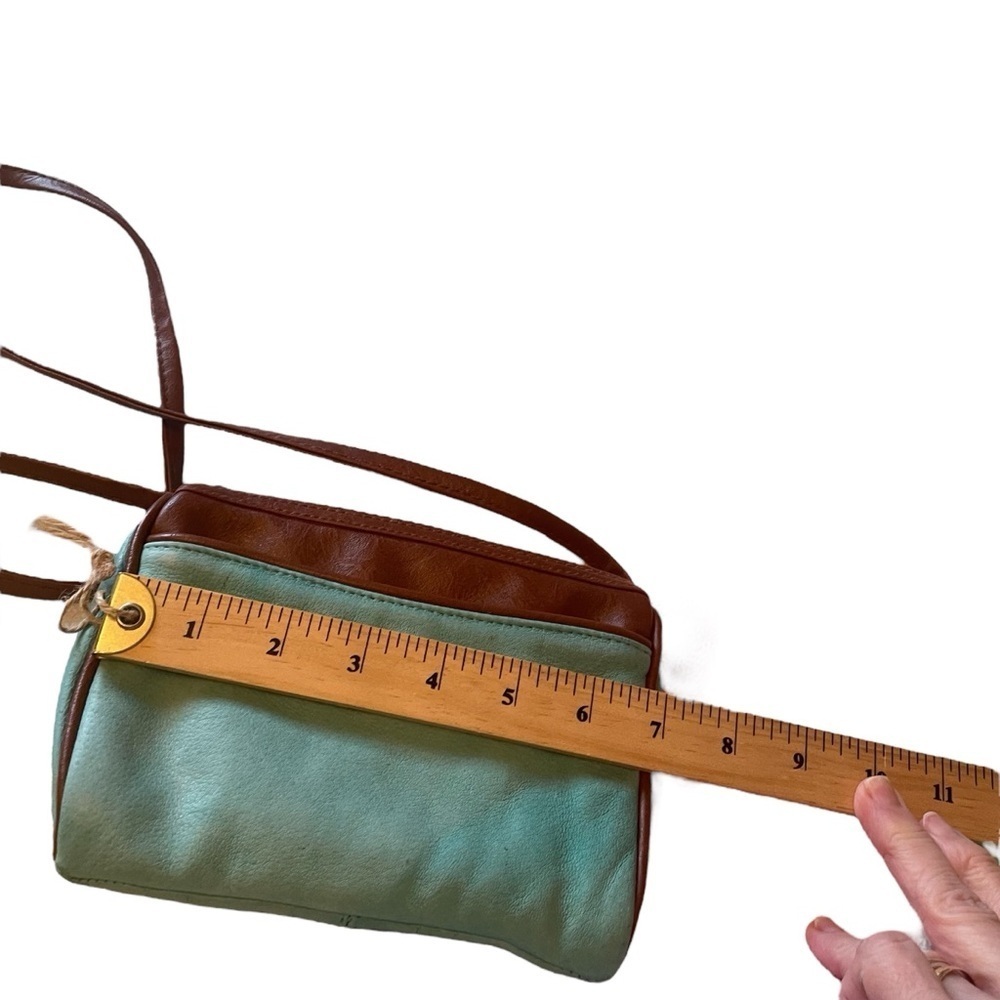 MODA Turquoise Blue LeatherCrossOver Purse-Zipper Closure-Side Pocket-Long Strap - Picture 5 of 6